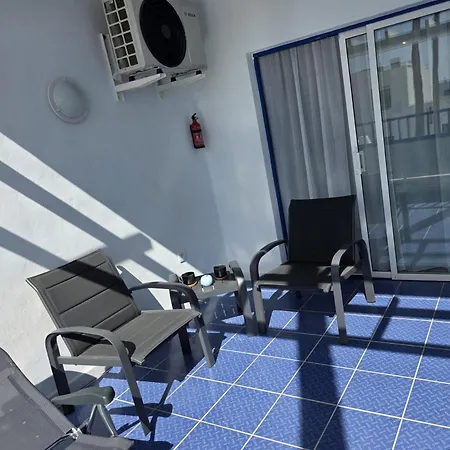 Perla Agua Azul - Relax, Sol Y Mar Disfrutar Apartmán Puerto del Carmen (Lanzarote)